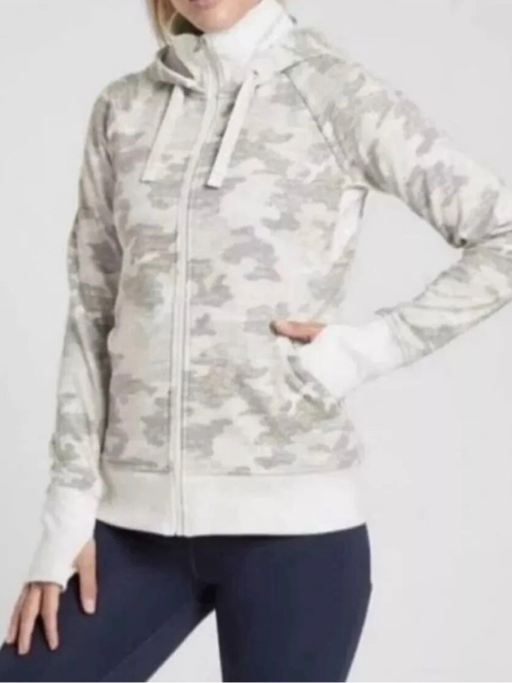 ATHLETA Triumph Women’s Light Gray Camo Zip Hoodie